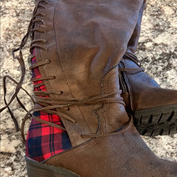 Very Volatile Plaid Lace-Up Women's Boots 8.5 - Picture 4 of 8
